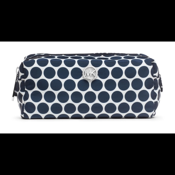 🆕MICHAEL Michael Kors 
Medium Kiki Cosmetic Bag🎀 - Picture 1 of 4